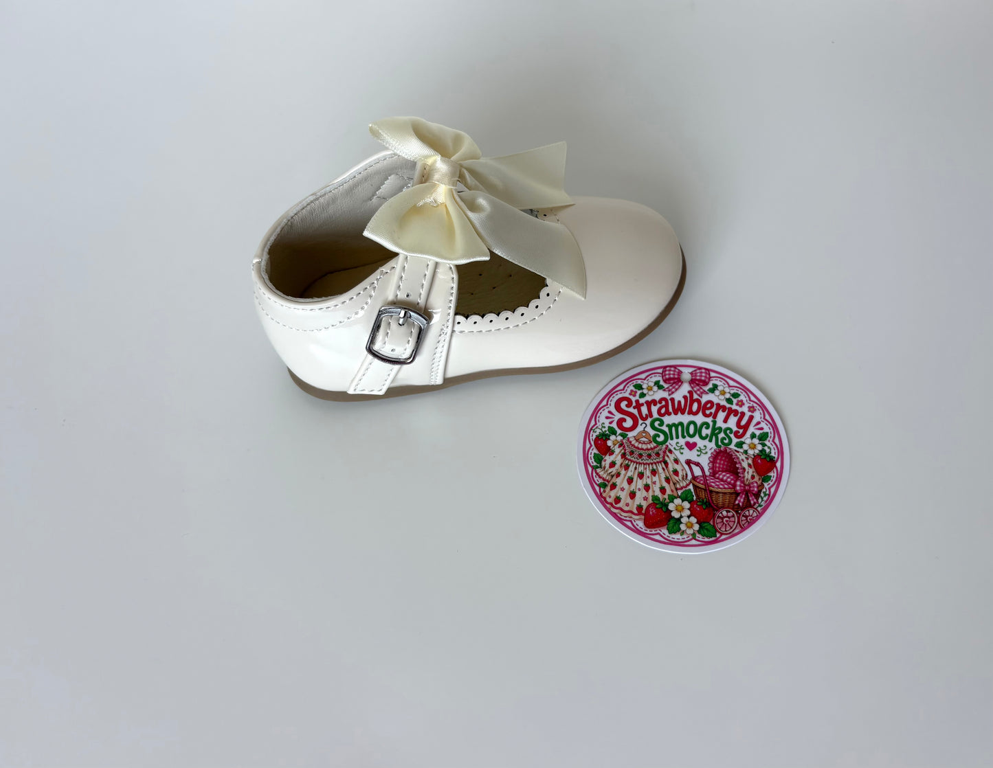 Kylie Bow Shoe Cream - Hard Sole
